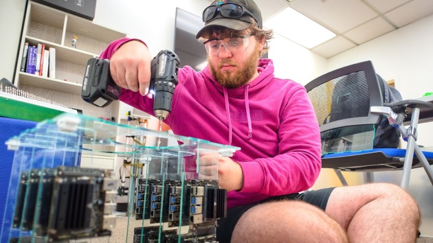 Students at SMU Build Baby Supercomputer With NVIDIA Jetson Edge AI Platform Students at SMU Build Baby Supercomputer With NVIDIA Jetson Edge AI Platform